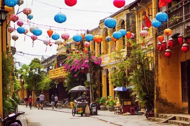 Từ Khuyết Tật Đến Triệu View: Câu Chuyện Cảm Hứng Của Tuấn Anh